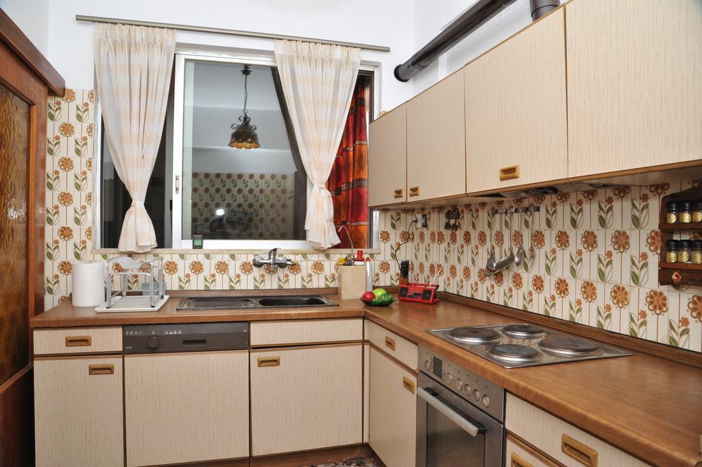 Apartament Froso On The *